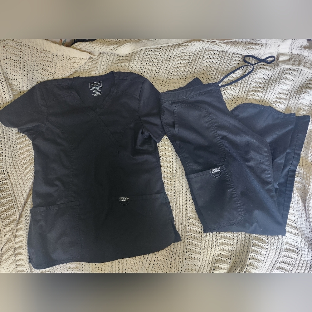 Black Cherokee Workwear Small Scrub Set